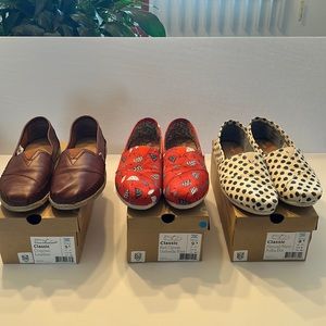 3 pairs Toms women size 9.5 shoes (I can split apart for single purchase)